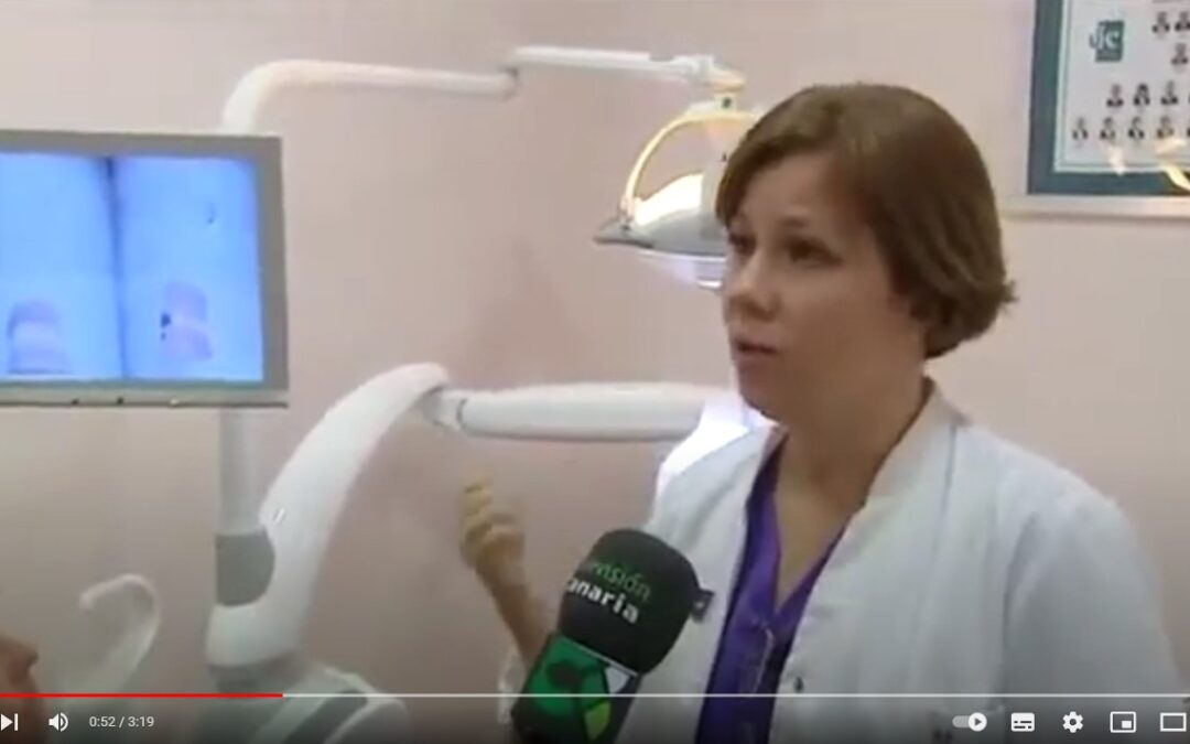 Crónica sobre el CAT, con paciente. Dra. Carlota Martínez Wallin en «Canarias Hoy». Diciembre 2013